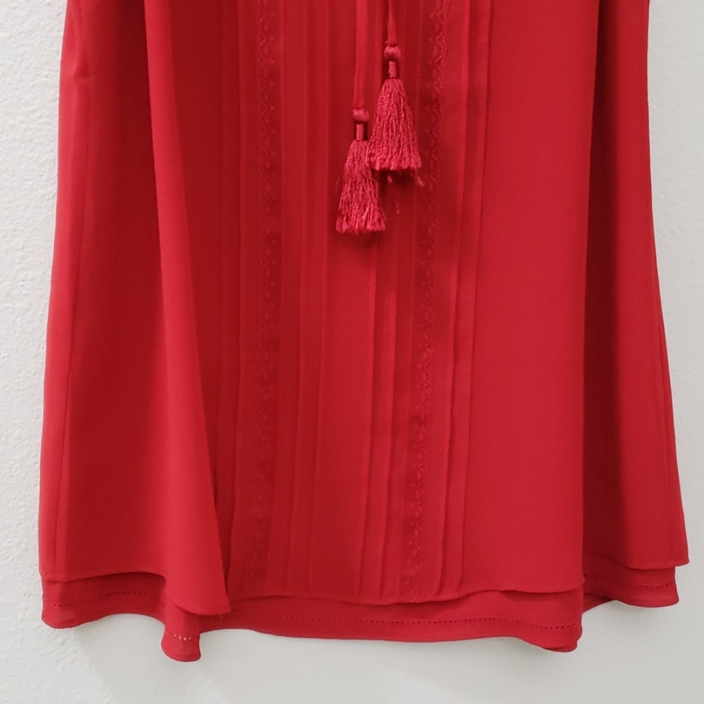 WHBM Red Top - Picture 5 of 6